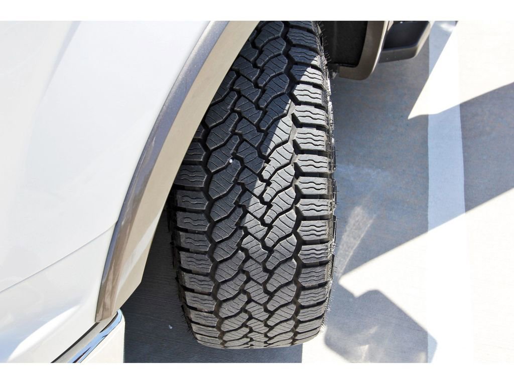 Certified 2019 Ford F150 Lariat image 28