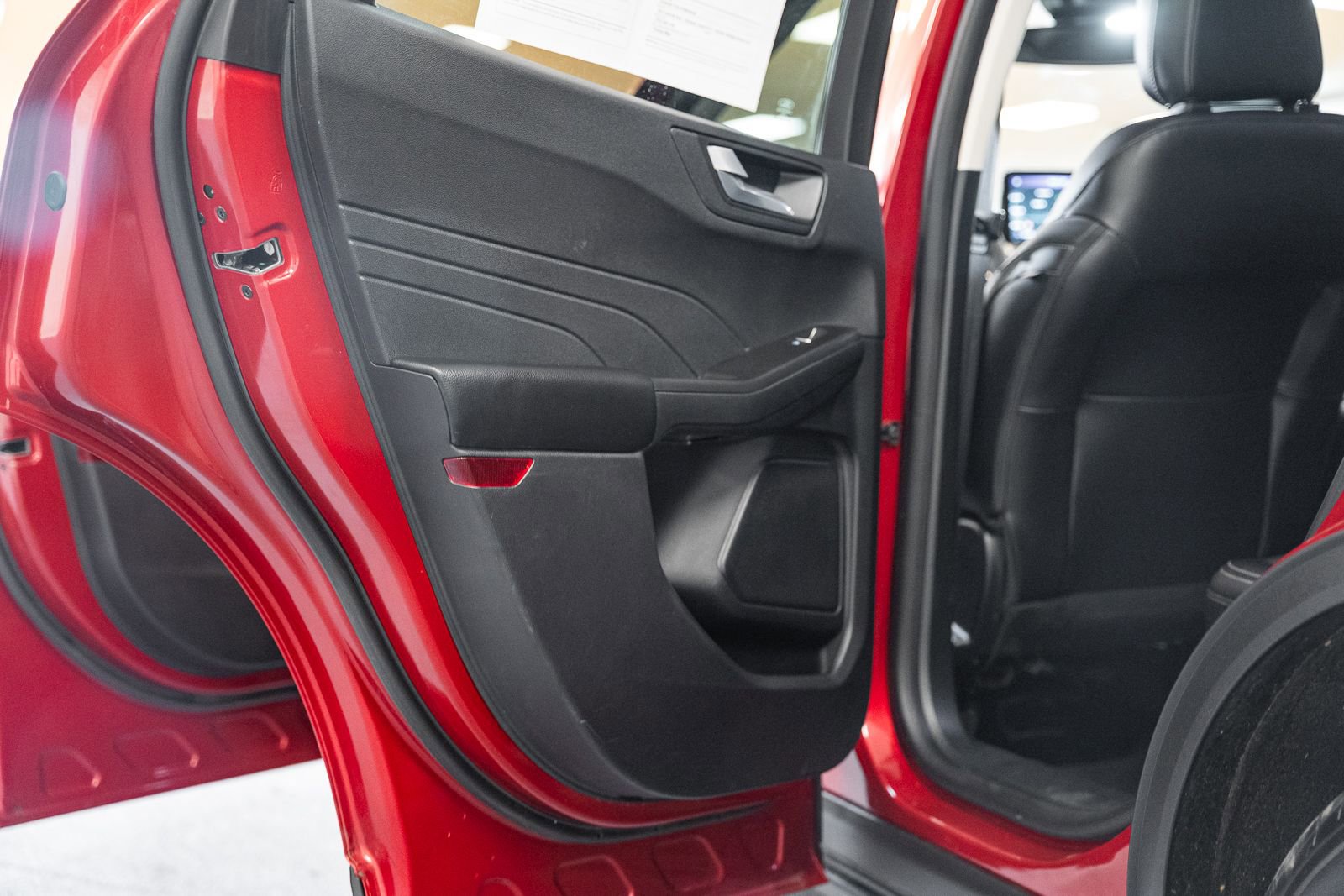 Certified 2022 Ford Escape Titanium image 45