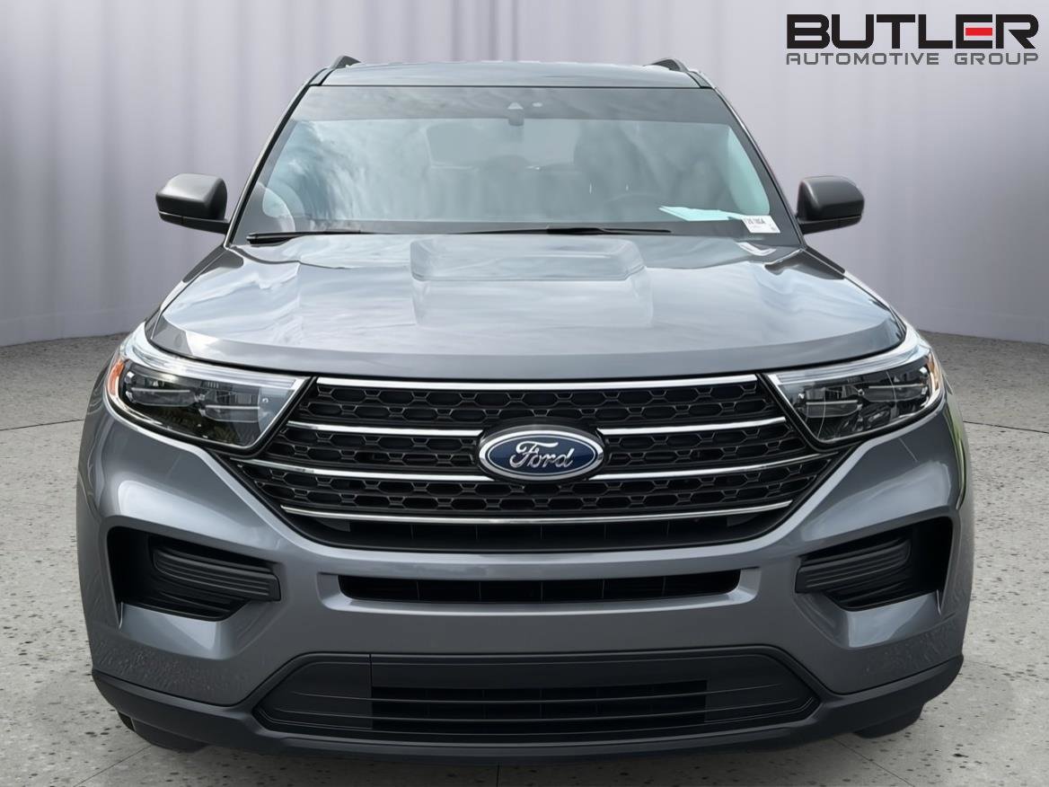Certified 2023 Ford Explorer XLT RWD image 9