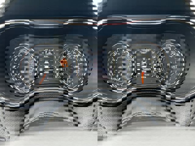 Used 2019 Jeep Cherokee Latitude Plus image 11