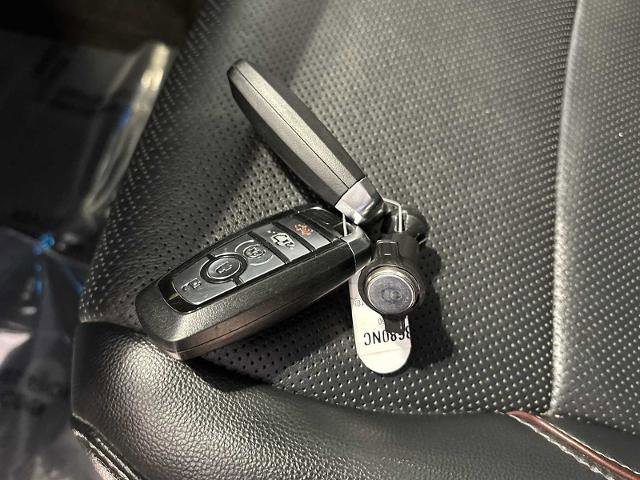 Certified 2021 Ford F150 Lariat w/ Equipment Group 502A High image 33