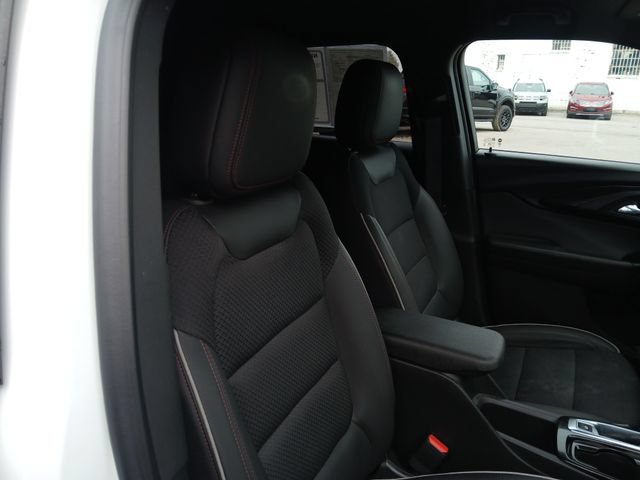 Used 2023 Chevrolet TrailBlazer RS w/ Convenience Package FWD image 47