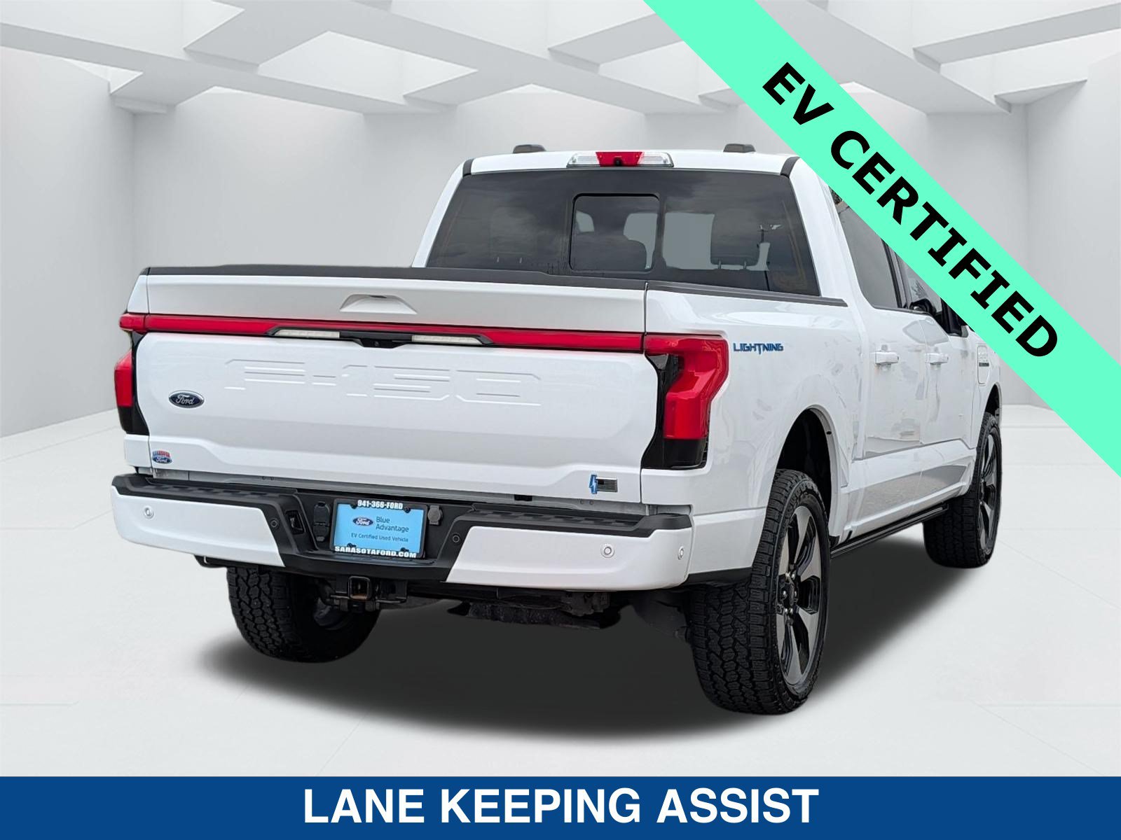 Certified 2023 Ford F150 Lightning Platinum AWD/4WD image 5