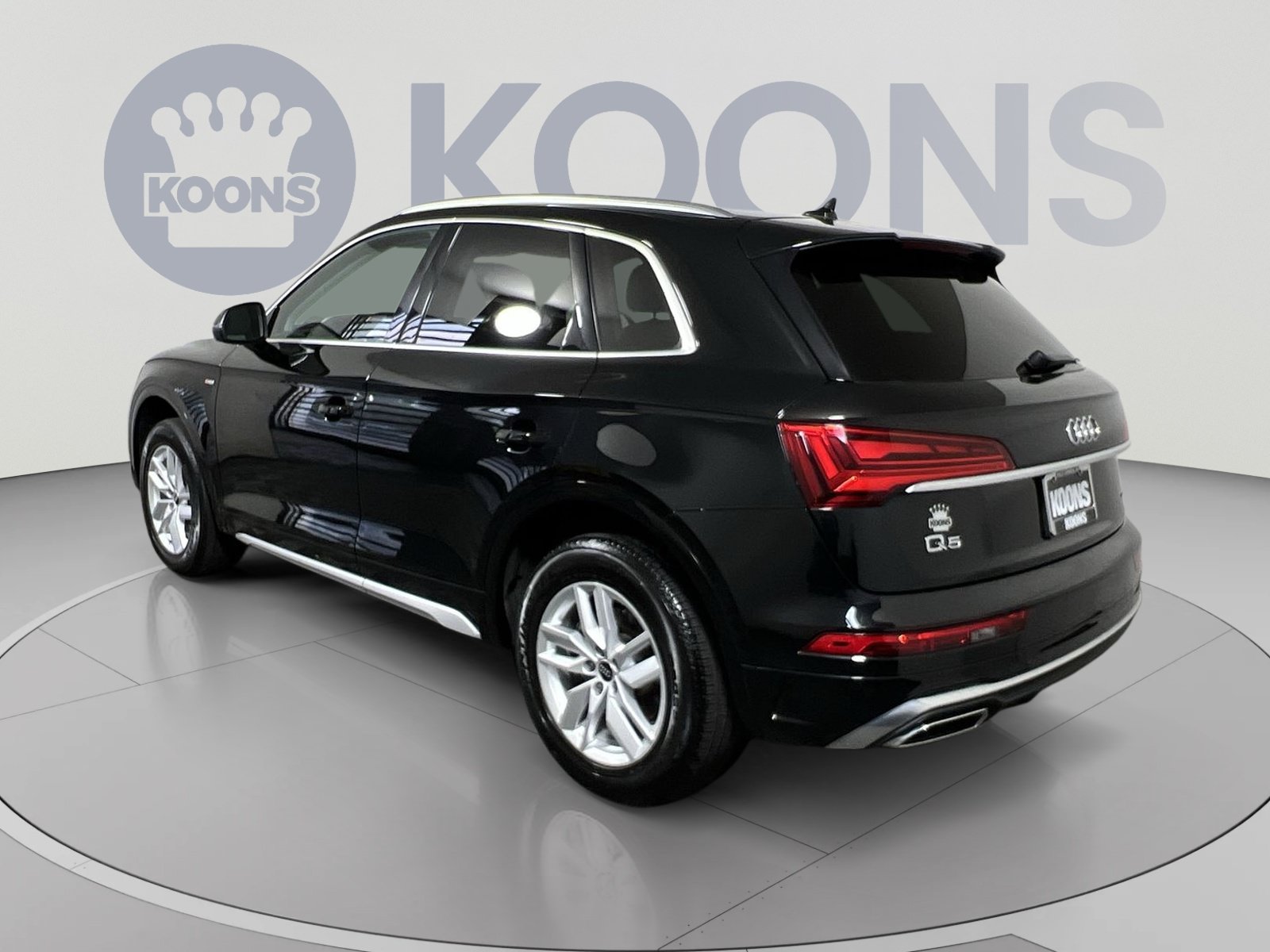 Used 2023 Audi Q5 2.0T Premium w/ Convenience Package AWD/4WD image 8