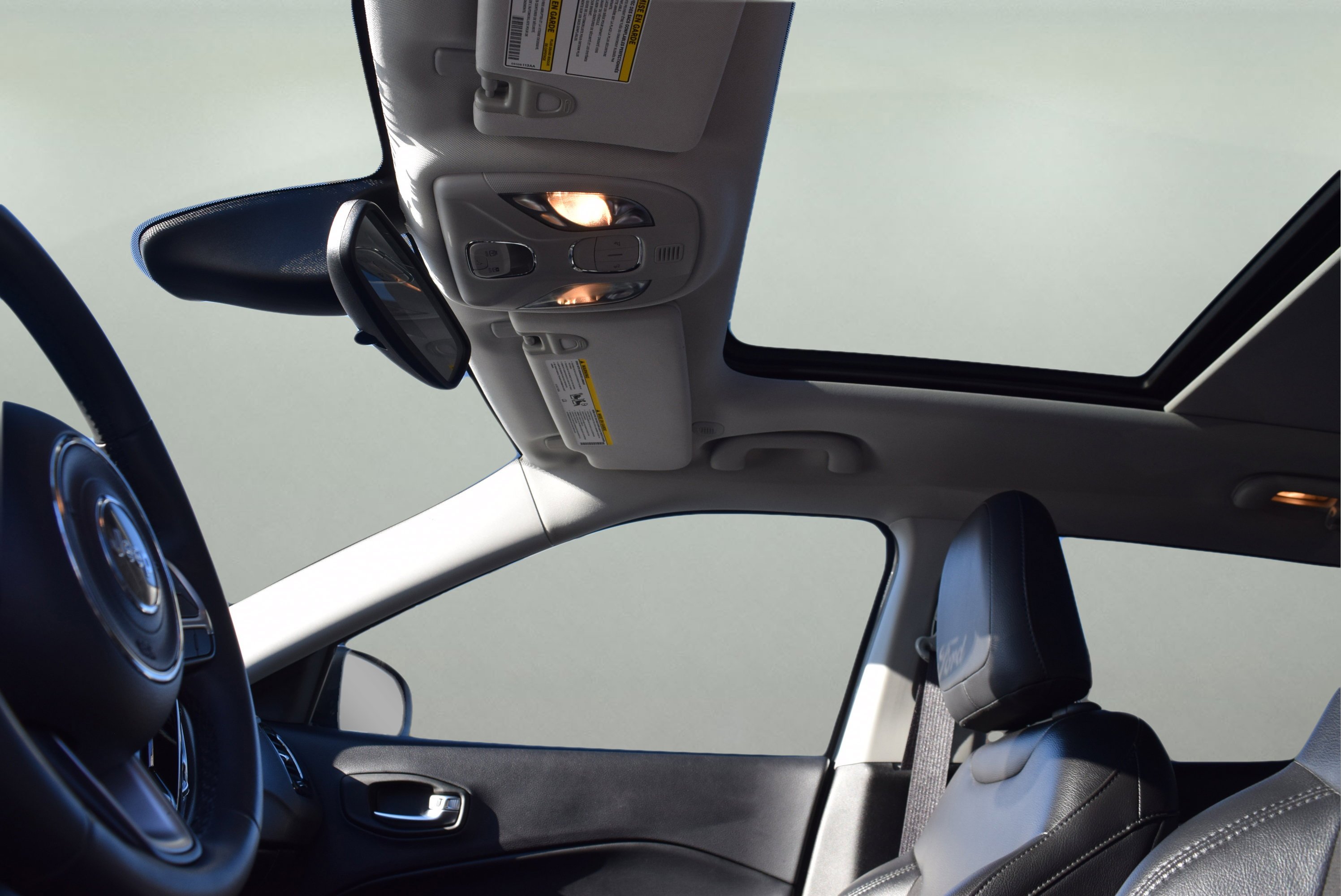 Used 2021 Jeep Compass Altitude w/ Sun and Sound Group image 10