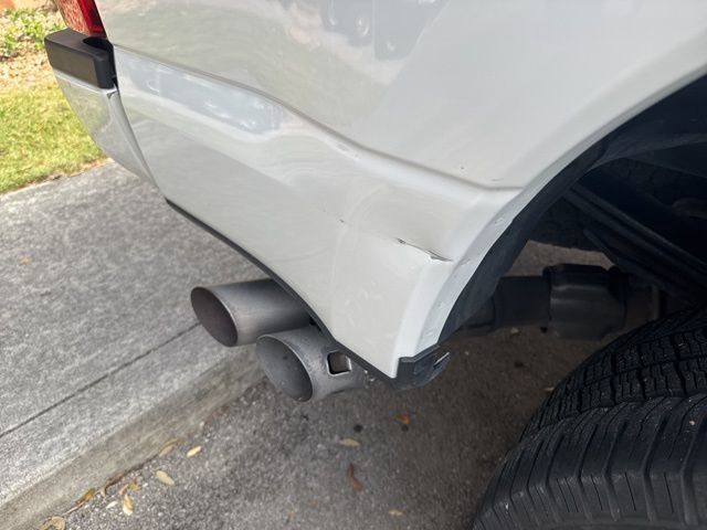 Certified 2022 Ford F250 Lariat w/ Black Appearance Package image 13