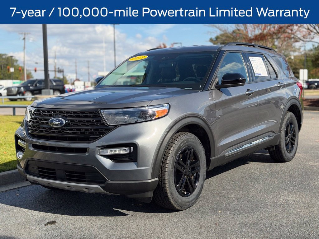 Certified 2023 Ford Explorer XLT w/ Equipment Group 202A AWD/4WD image 4