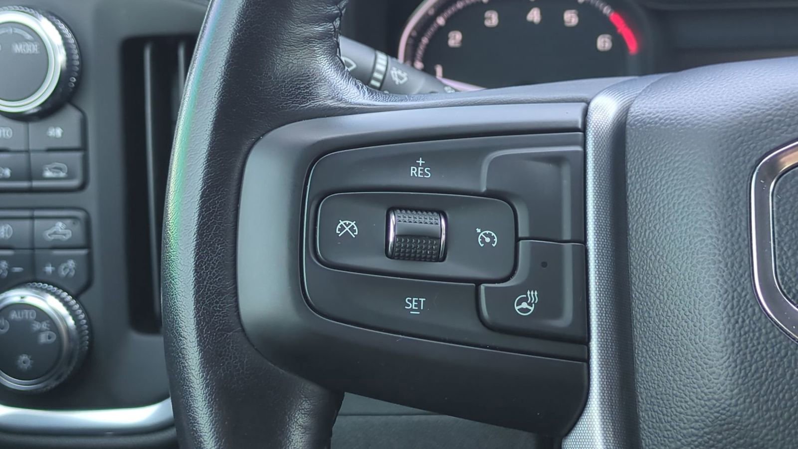 Used 2022 GMC Sierra 1500 Elevation image 25