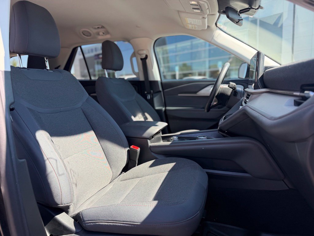 Certified 2025 Ford Explorer Active RWD image 10