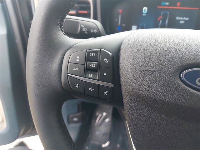 Certified 2025 Ford Maverick Lariat w/ 4K Tow Package image 16