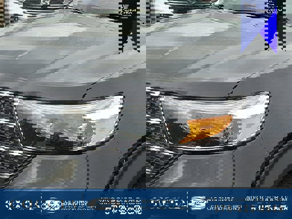 Certified 2023 Ford Explorer XLT w/ Equipment Group 202A image 9