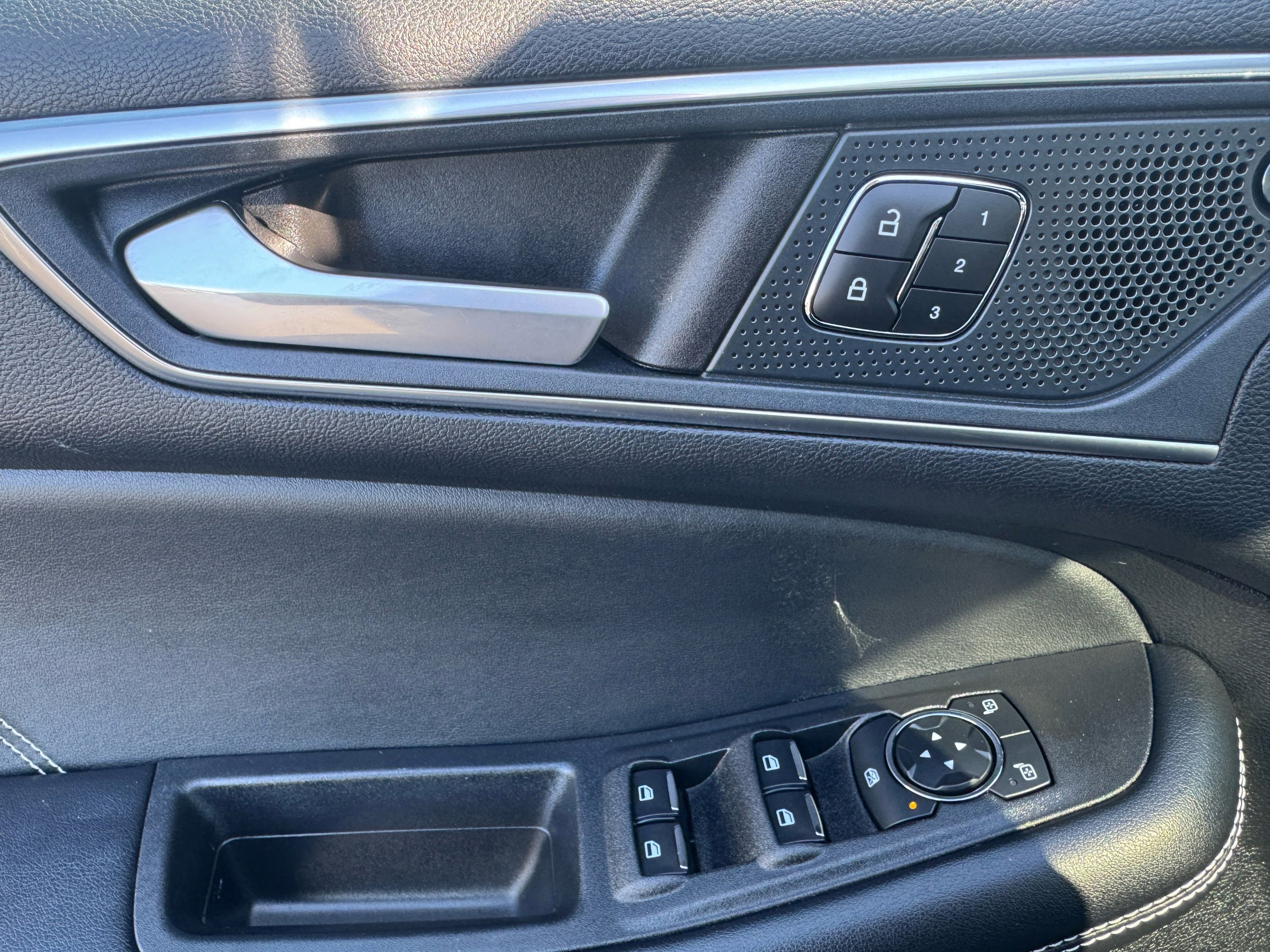 Certified 2024 Ford Edge ST w/ Equipment Group 401A image 5