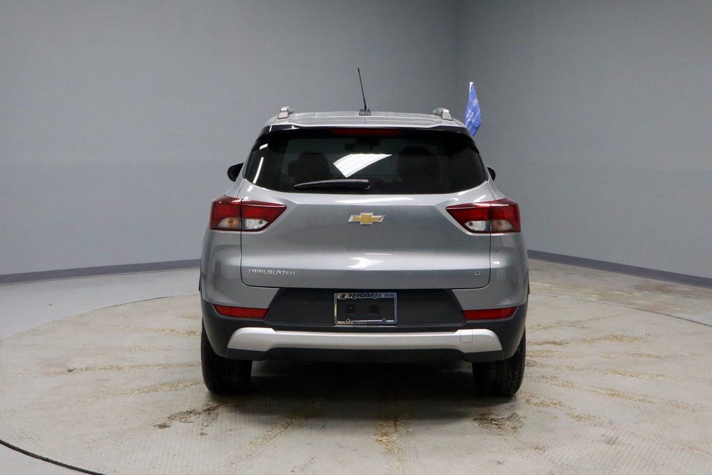 Used 2025 Chevrolet TrailBlazer LT image 4