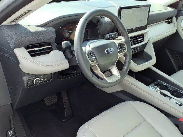 Certified 2026 Ford Explorer Active w/ Active Comfort Package AWD/4WD image 20
