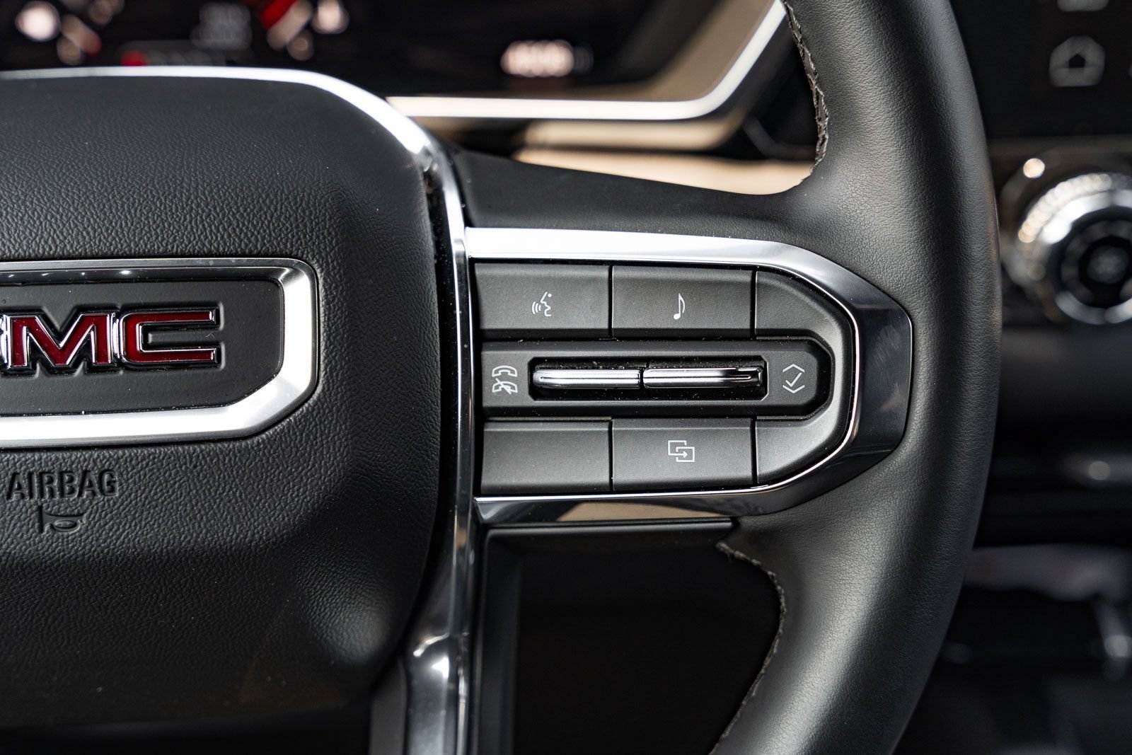 Used 2026 GMC Canyon Elevation RWD image 25