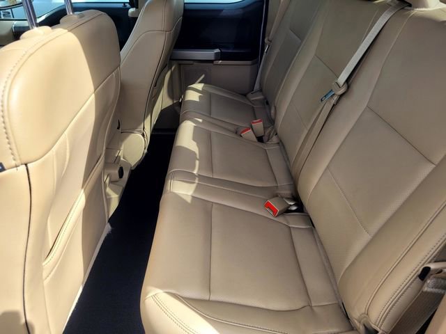 Certified 2018 Ford F350 Lariat w/ Camper Package image 13