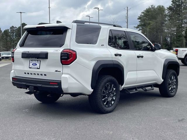 Used 2025 Toyota 4Runner SR5 image 5