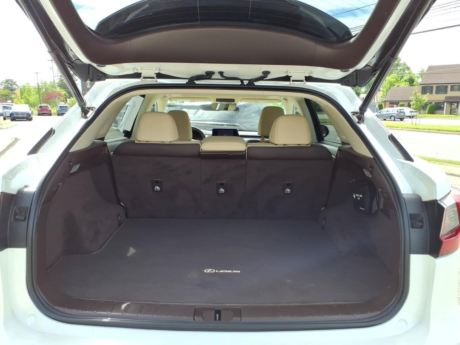 Used 2017 Lexus RX 350 AWD w/ Premium Package image 13