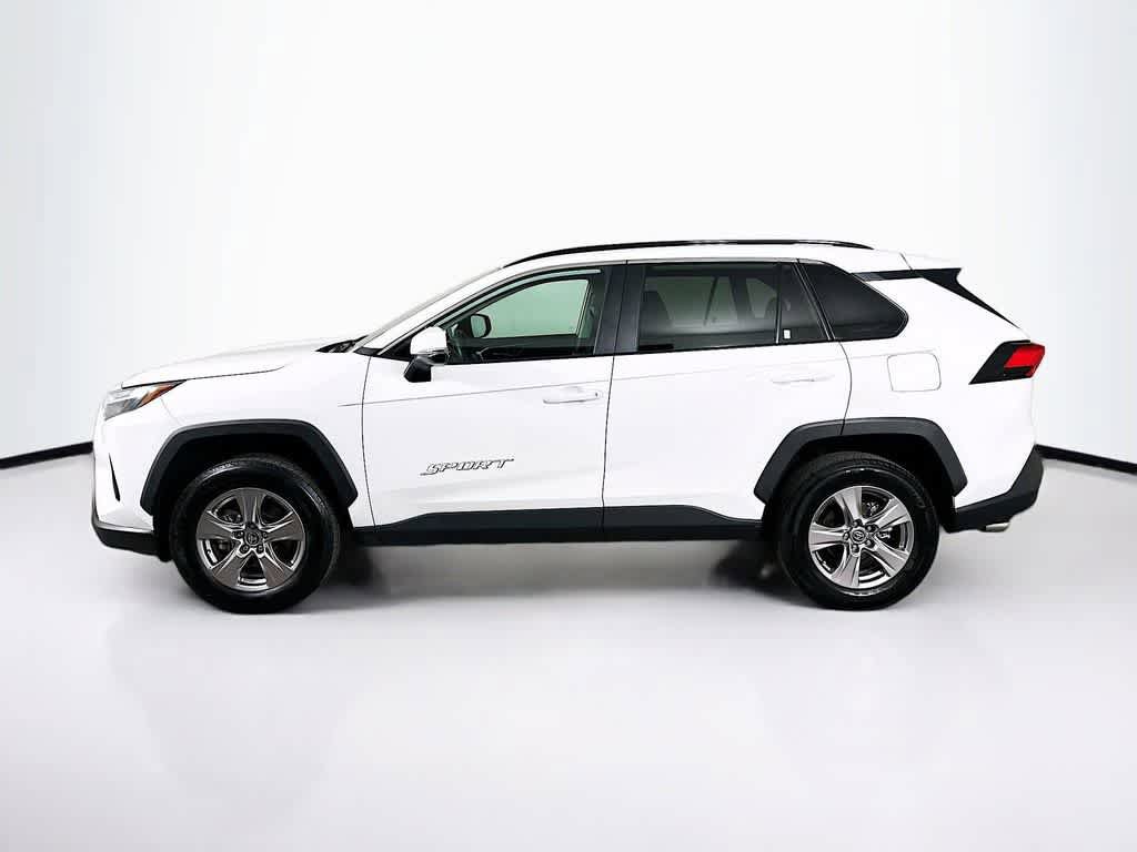 Used 2025 Toyota RAV4 XLE AWD/4WD image 3