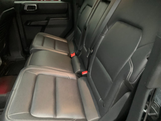 Certified 2025 Ford Bronco Badlands AWD/4WD image 17