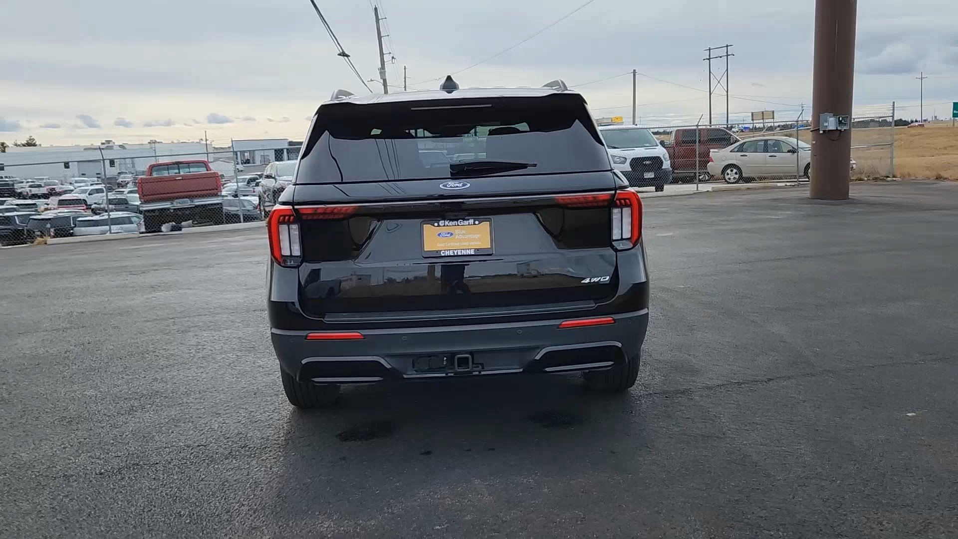 Certified 2025 Ford Explorer ST-Line image 4