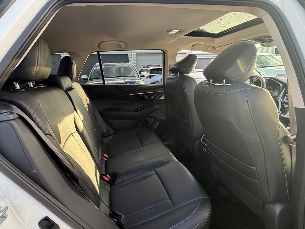 Used 2024 Subaru Outback Limited XT AWD/4WD image 17