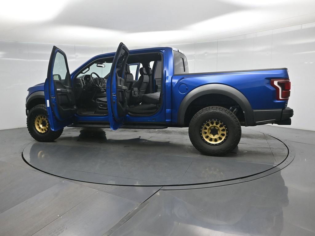 Certified 2017 Ford F150 Raptor w/ Equipment Group 801A Mid image 35