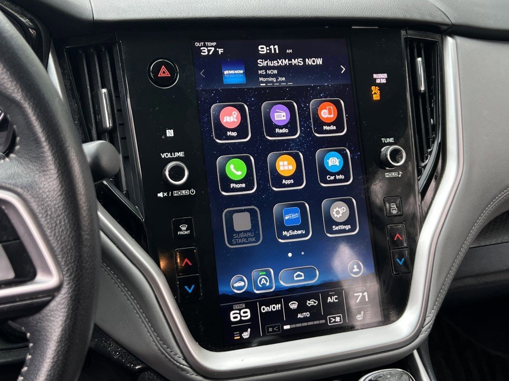 Used 2022 Subaru Outback Premium image 17
