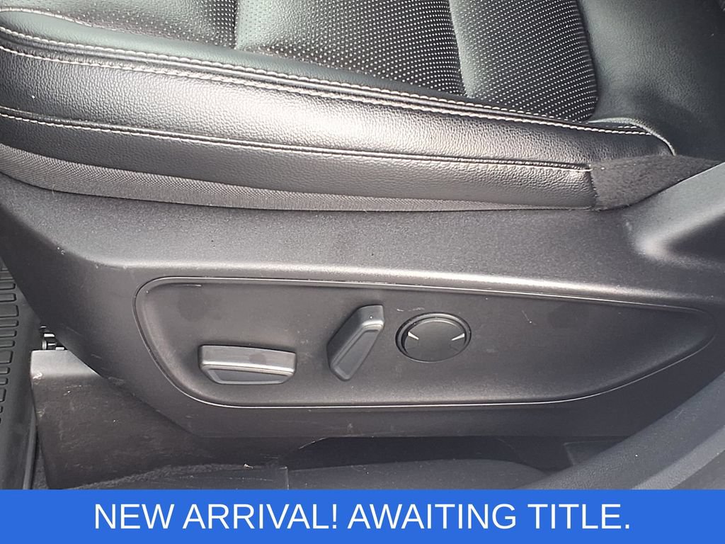 Certified 2022 Ford Escape SEL AWD/4WD image 4