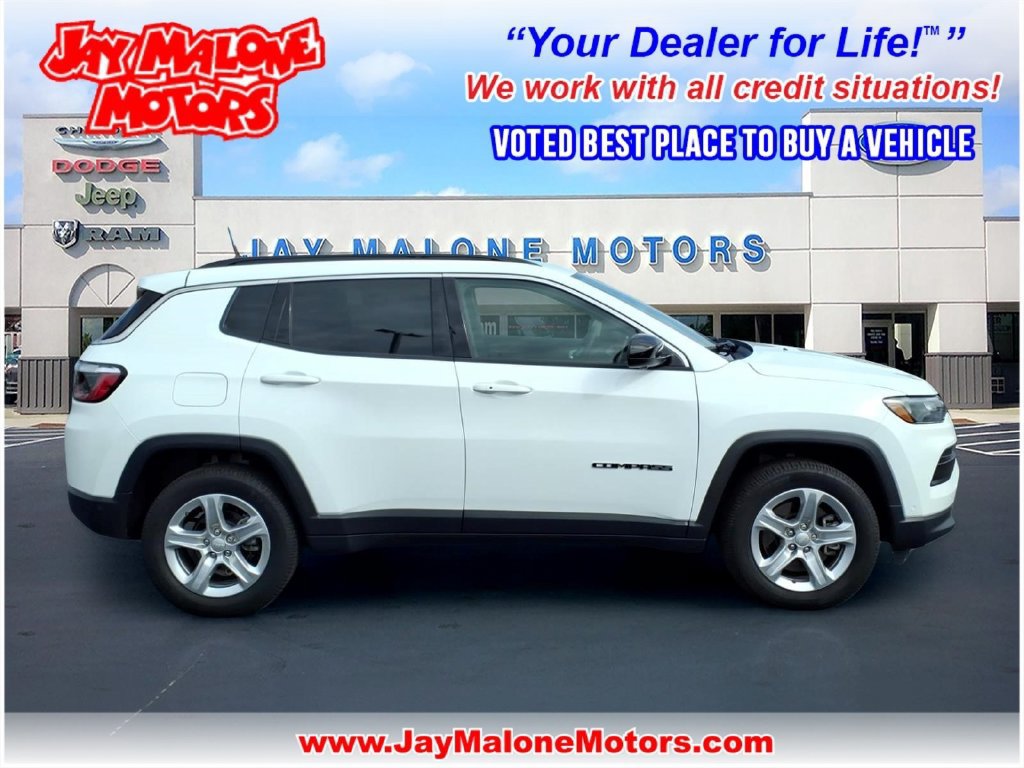 Used 2023 Jeep Compass Latitude w/ Convenience Group
