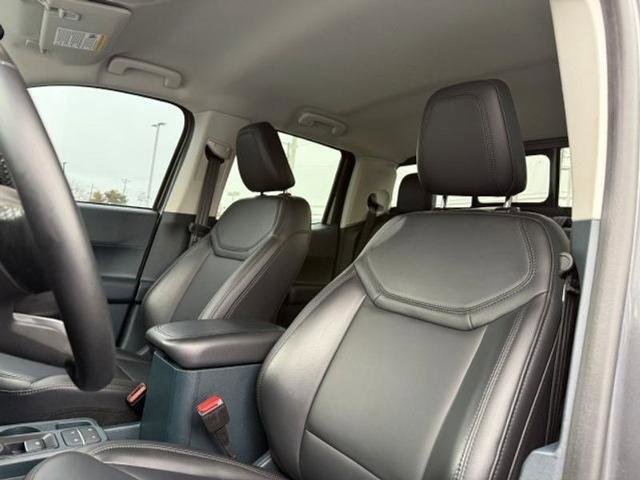 Certified 2024 Ford Maverick Lariat w/ Black Appearance Package image 15