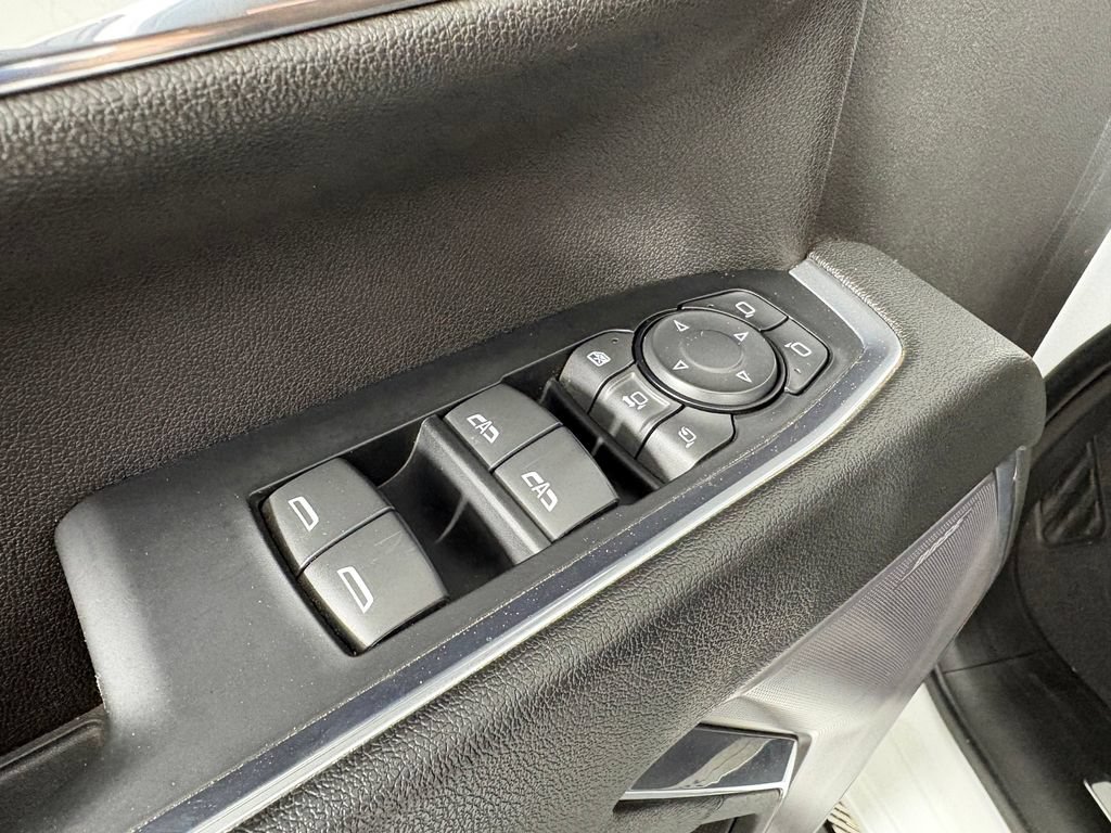 Used 2024 Chevrolet Silverado 2500 High Country w/ High Country Premium Package AWD/4WD image 13