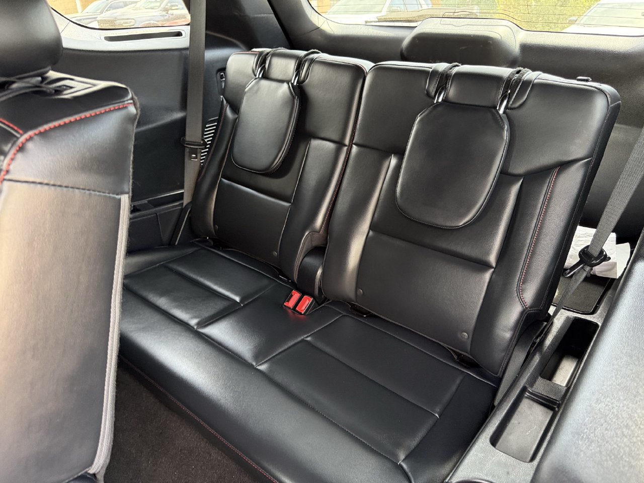 Certified 2025 Ford Explorer ST-Line RWD image 26