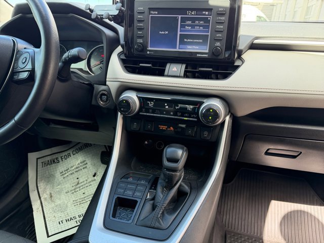 Used 2021 Toyota RAV4 XLE w/ Convenience Package image 21