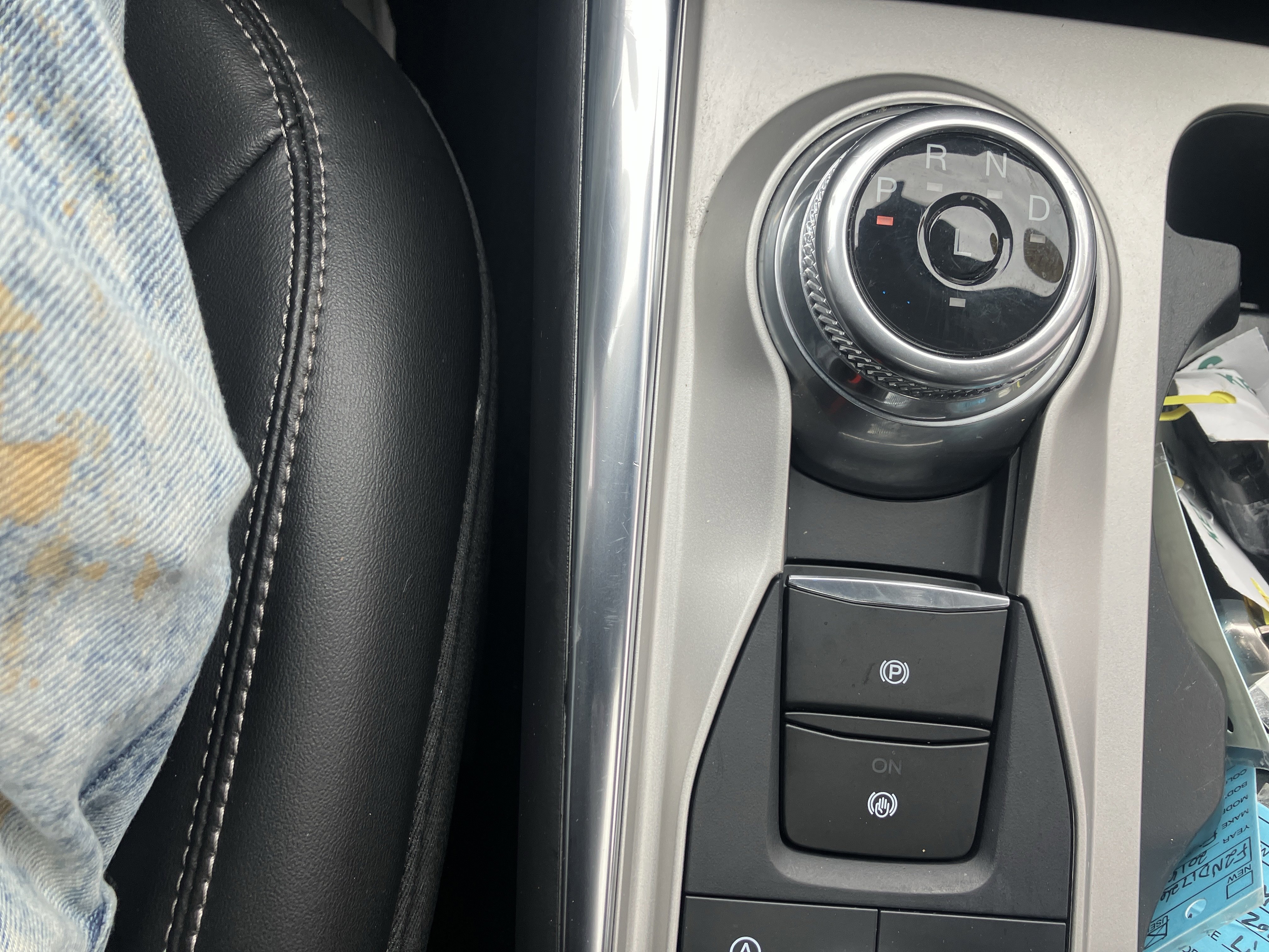 Certified 2022 Ford Explorer XLT w/ Equipment Group 202A image 30