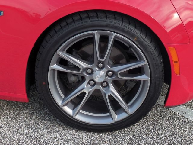 Used 2020 Chevrolet Camaro LT w/ RS Package RWD image 11