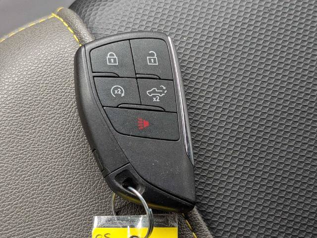 Used 2025 Chevrolet Silverado 2500 ZR2 w/ Technology Package AWD/4WD image 32
