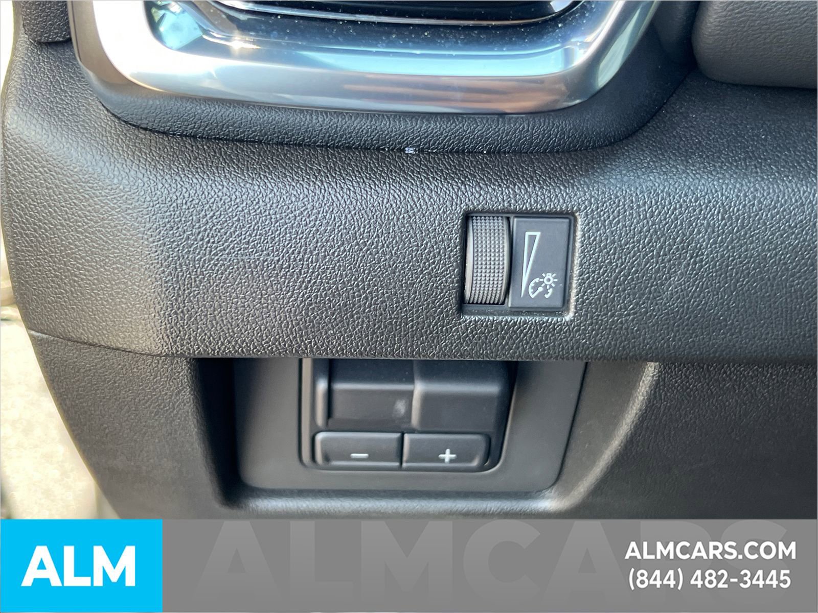 Used 2025 GMC Canyon Elevation RWD image 33