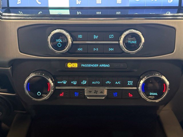 Certified 2022 Ford F350 Platinum AWD/4WD image 26