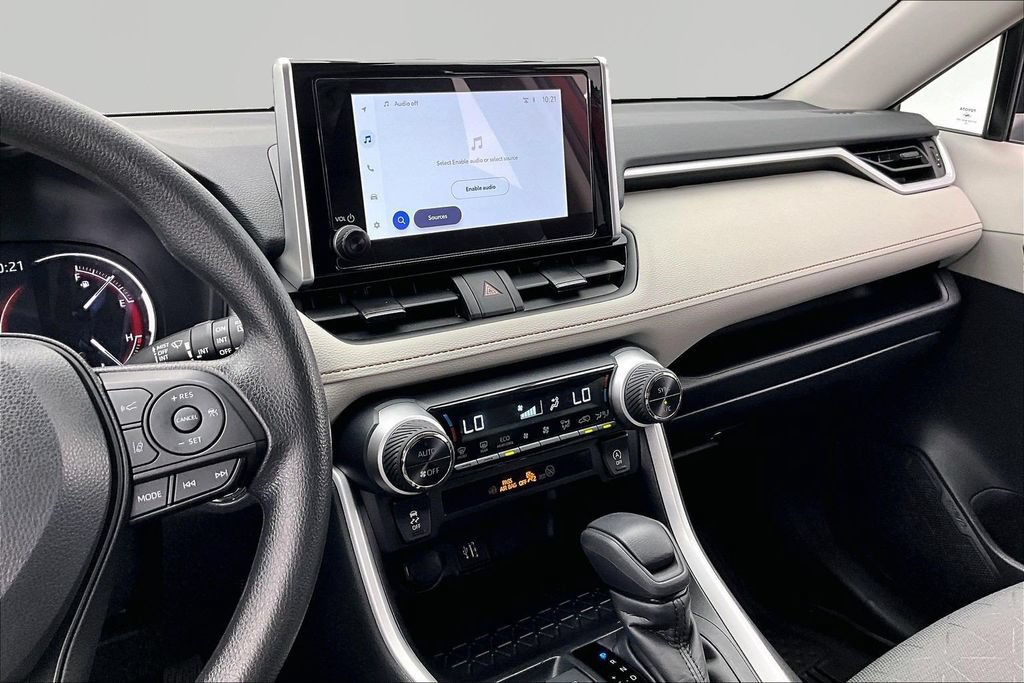 Used 2025 Toyota RAV4 XLE w/ Convenience Package FWD image 6