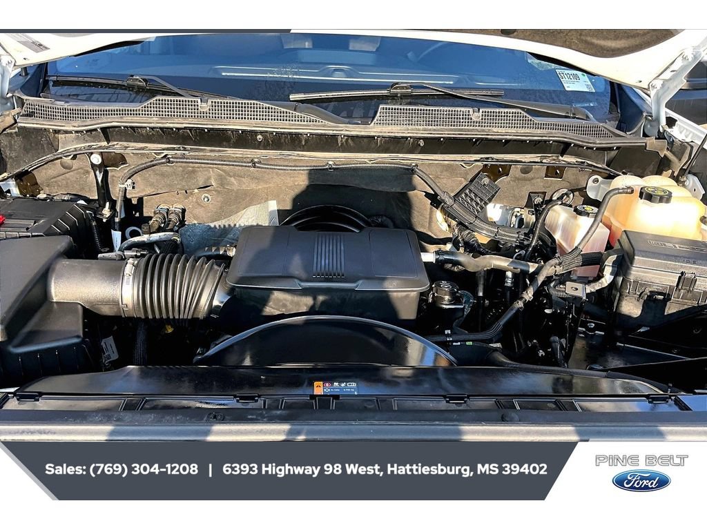 Used 2024 Chevrolet Silverado 2500 Custom w/ Custom Convenience Package AWD/4WD image 8