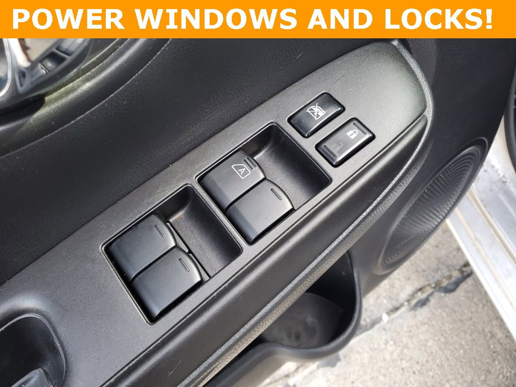 Used 2018 Nissan Versa SV w/ SV Special Edition Package image 14