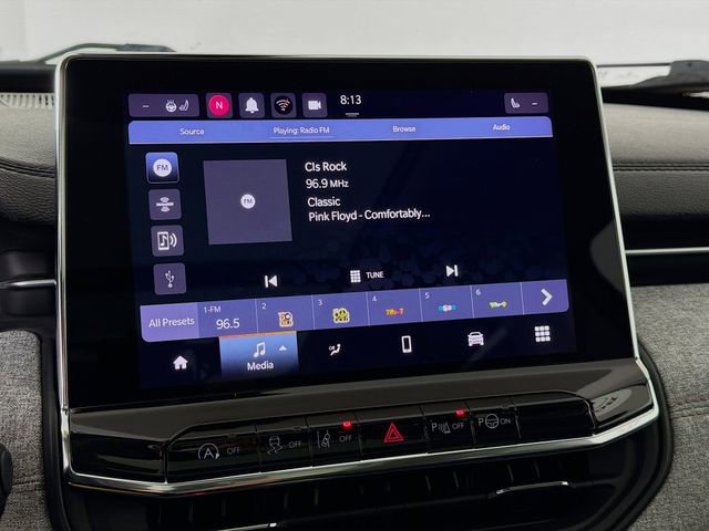 Used 2022 Jeep Compass Latitude w/ Sun and Sound Group AWD/4WD image 18