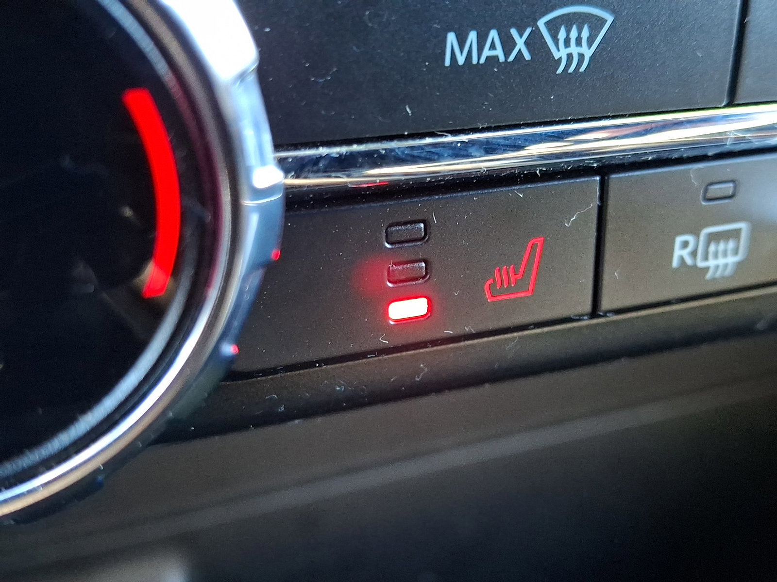 Certified 2022 Ford F150 XLT w/ Equipment Group 302A High image 25