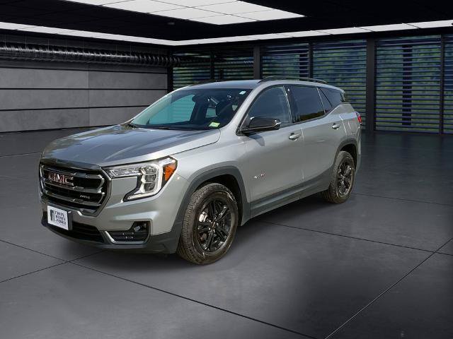 Used 2024 GMC Terrain AT4 AWD/4WD image 7