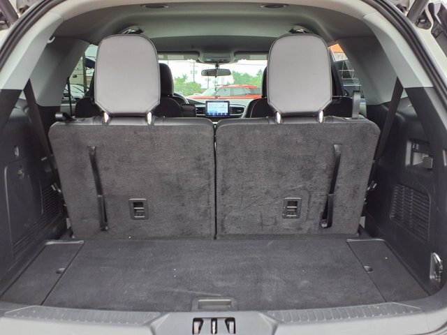 Certified 2024 Ford Explorer XLT w/ Equipment Group 202A AWD/4WD image 22