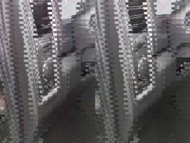 Used 2021 RAM 1500 Classic Warlock w/ Luxury Group image 14