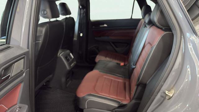 Used 2021 Volkswagen Atlas Cross Sport SEL Premium R-Line AWD/4WD image 22