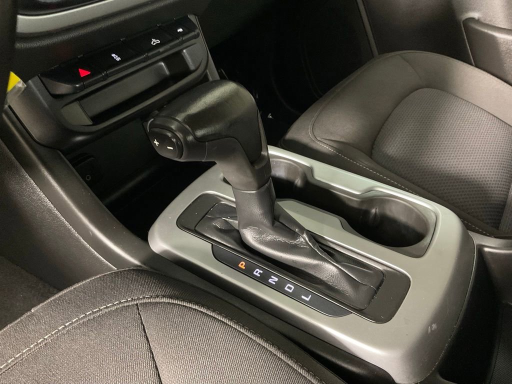Used 2020 Chevrolet Colorado LT RWD image 19