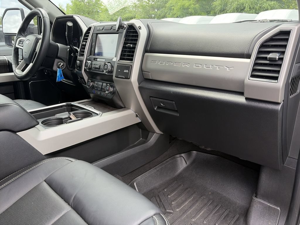 Certified 2020 Ford F350 Lariat w/ Lariat Value Package AWD/4WD image 32